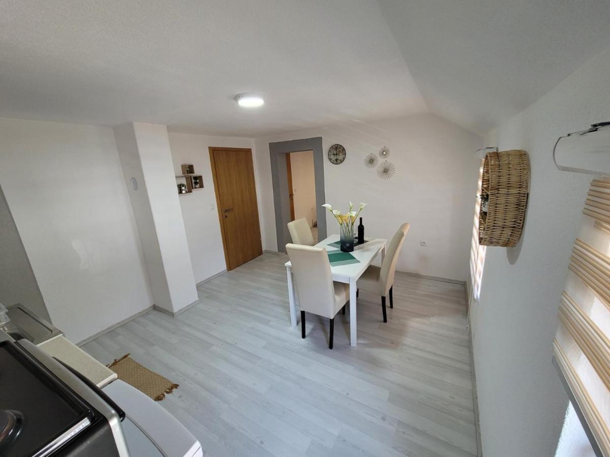 Apartments Daris Mostar Exterior photo